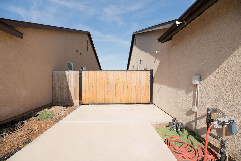119 S Denton