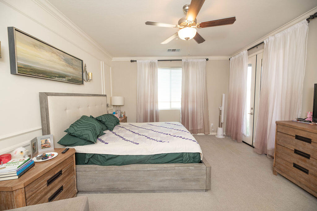 119 S Denton