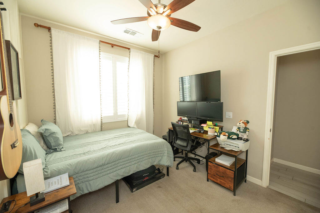 119 S Denton