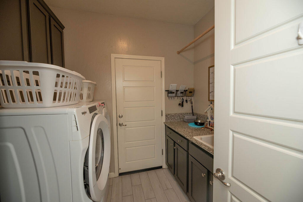 119 S Denton