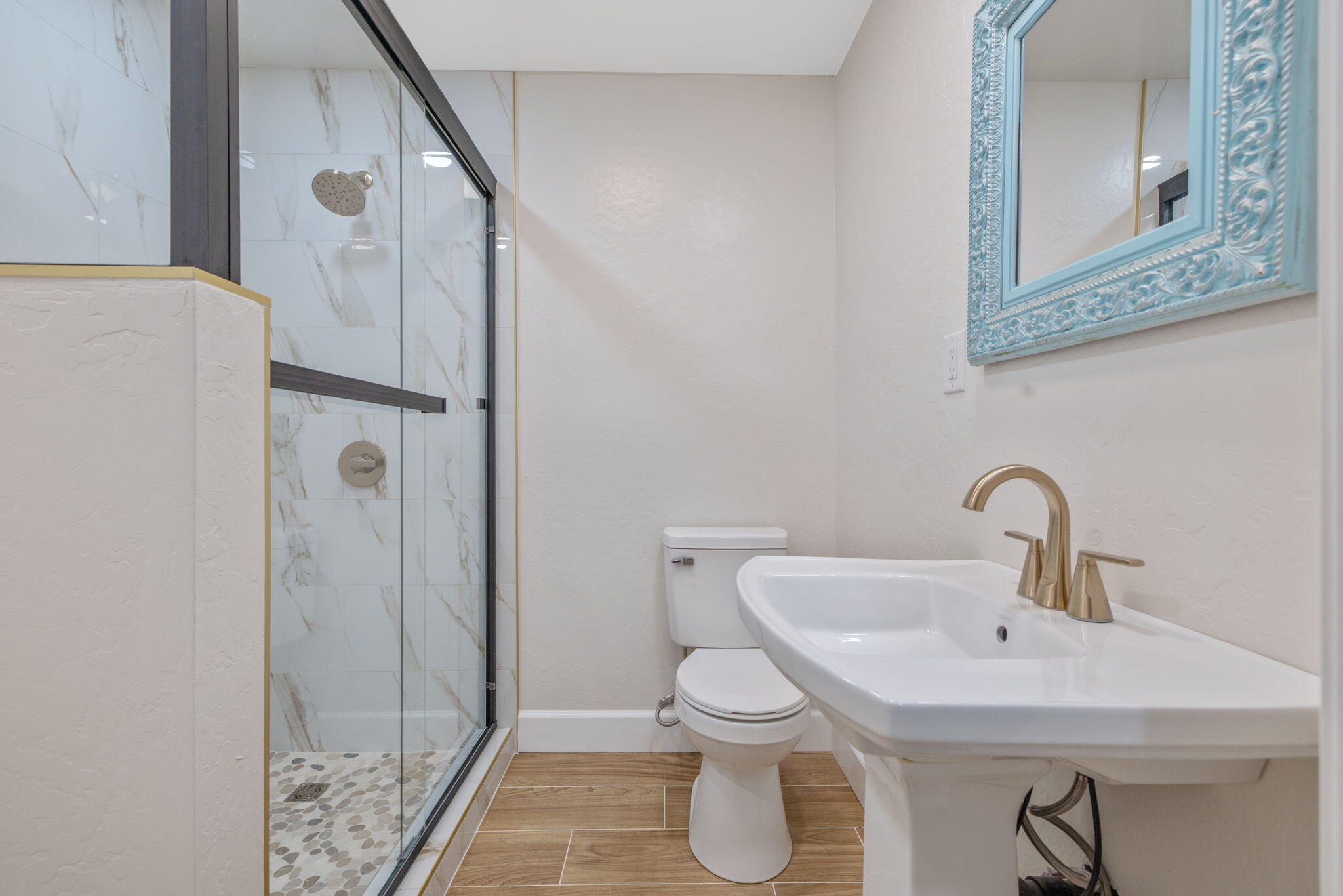 14010 Avenue 400