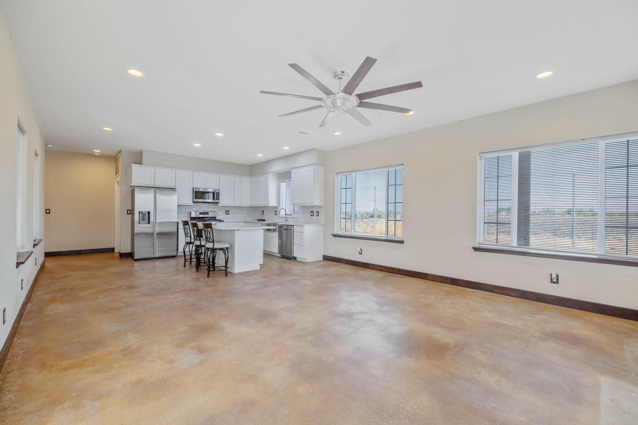 14010 Avenue 400