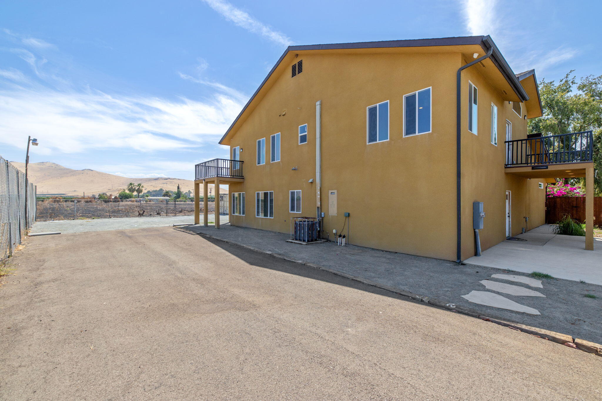 14010 Avenue 400