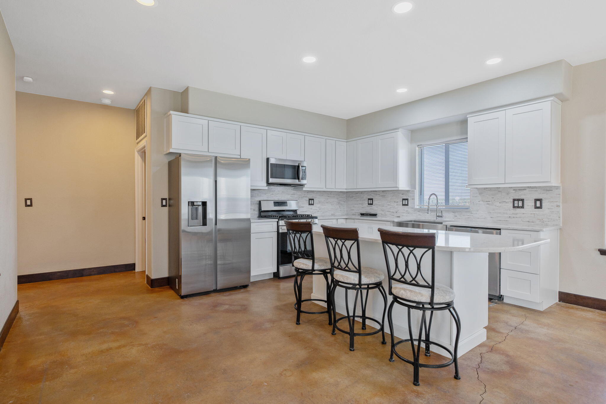 14010 Avenue 400