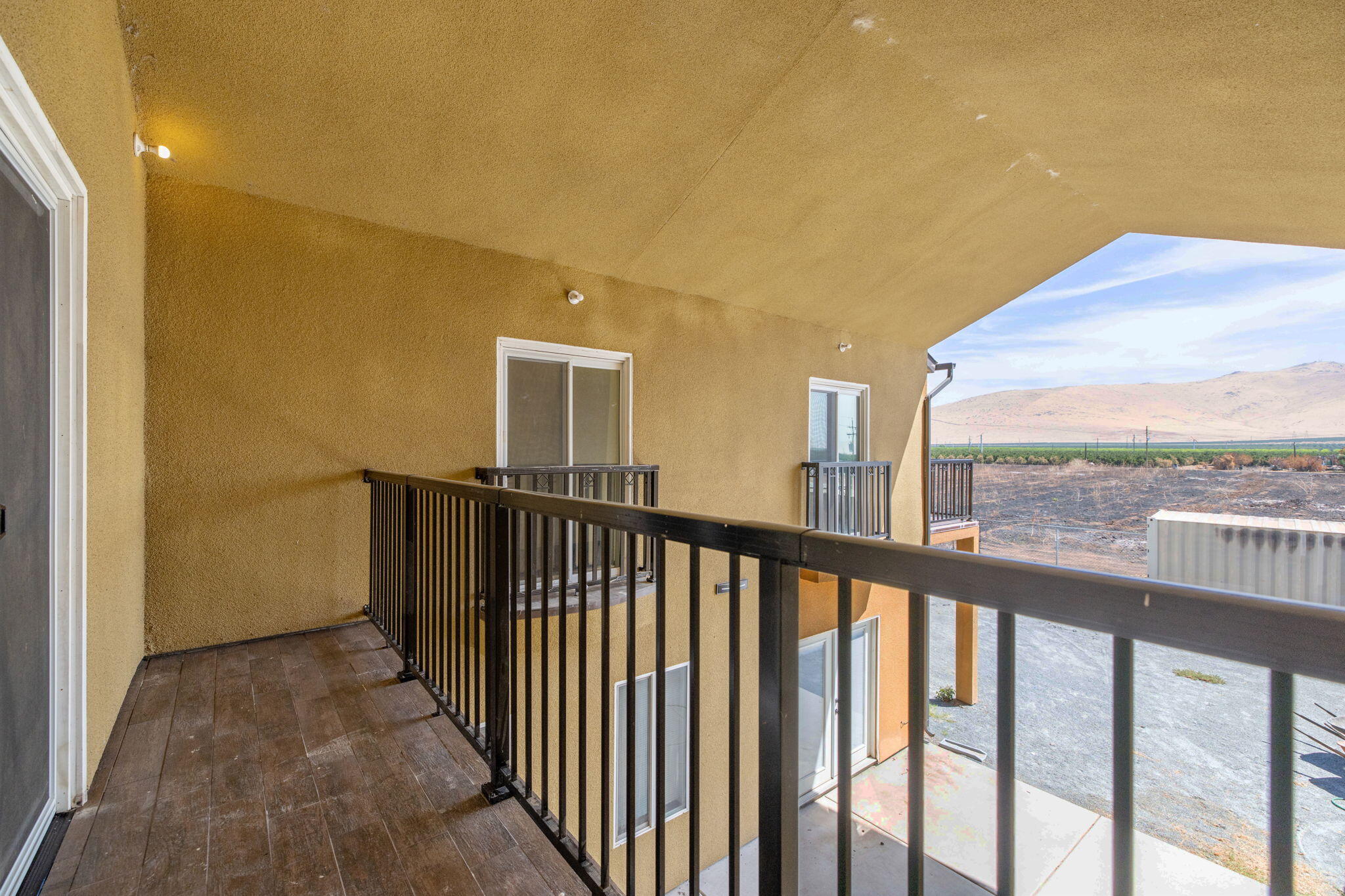 14010 Avenue 400