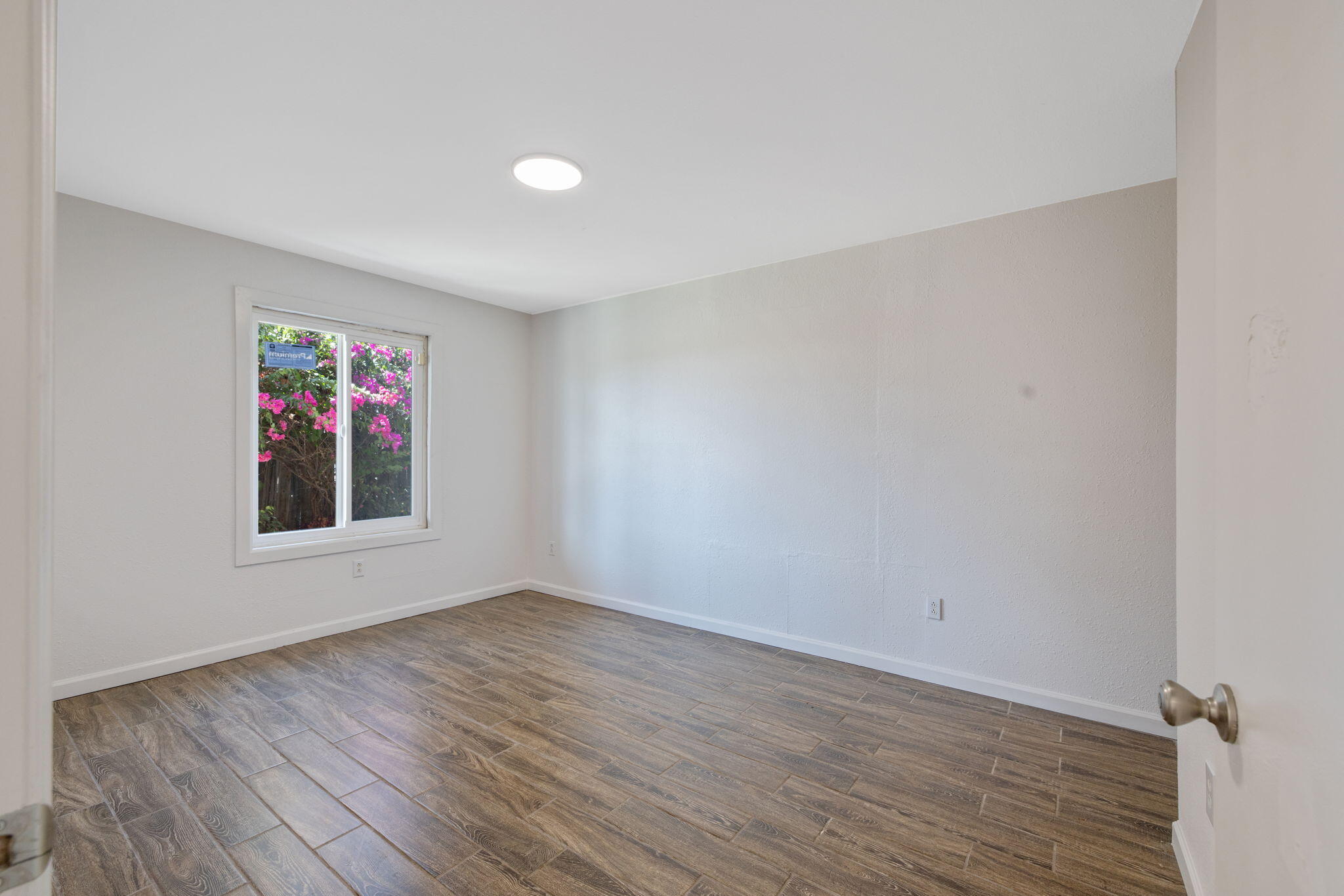 14010 Avenue 400