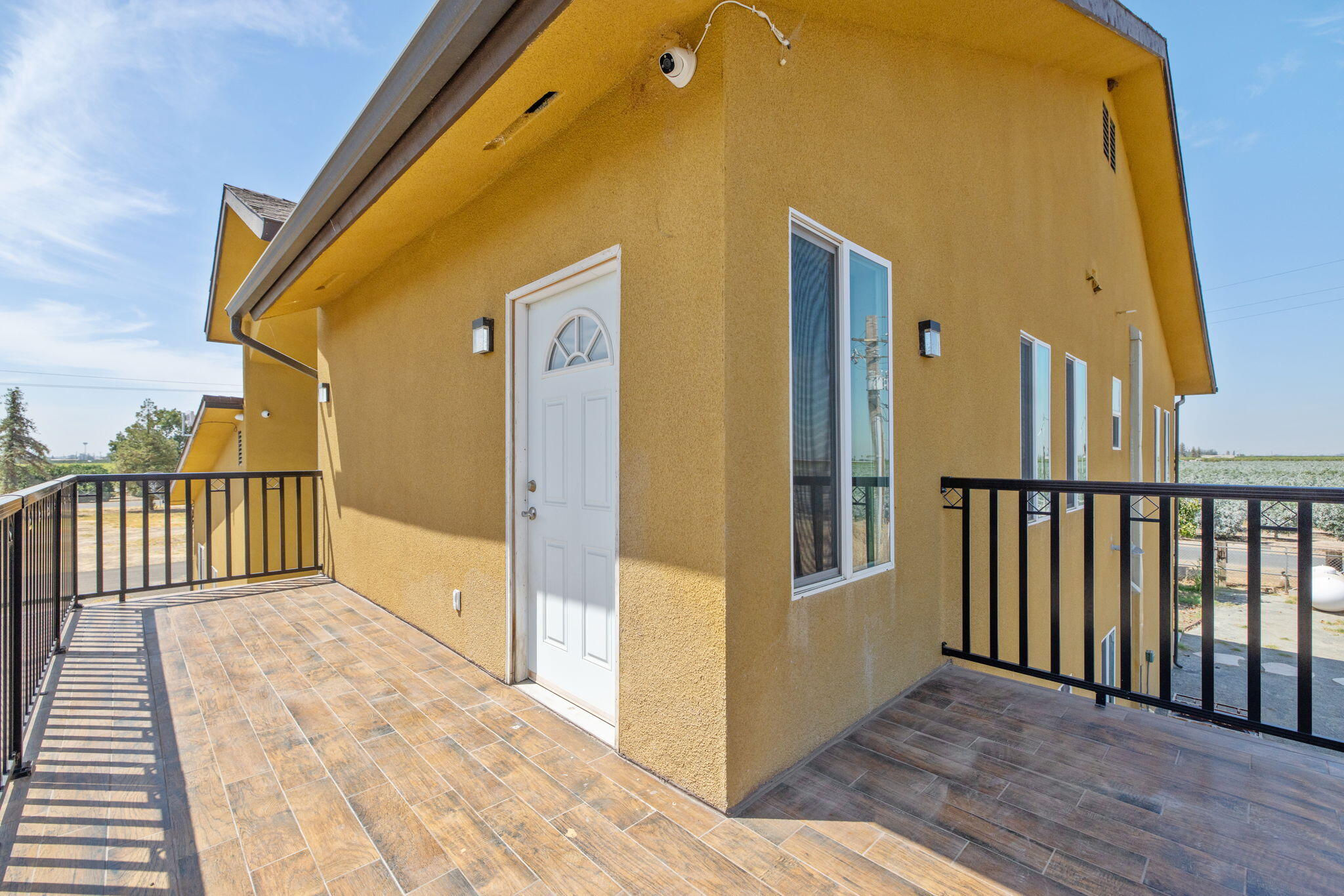 14010 Avenue 400