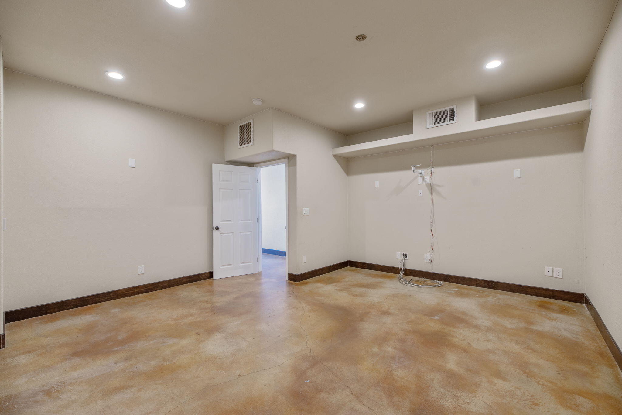 14010 Avenue 400