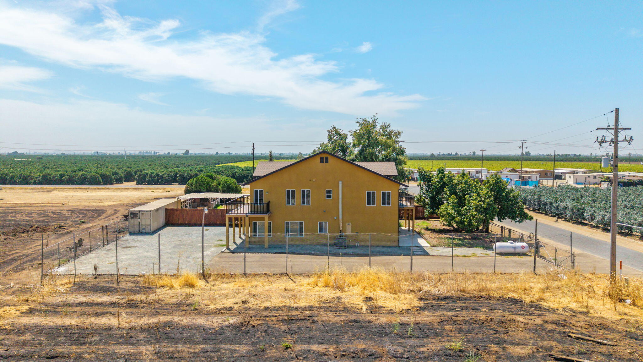 14010 Avenue 400