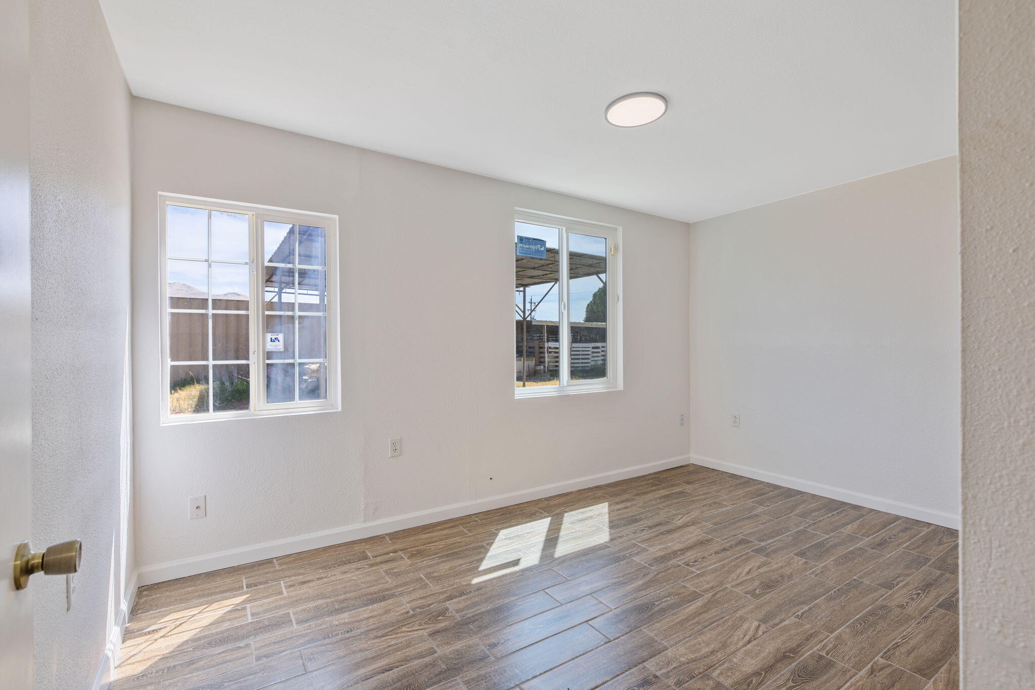 14010 Avenue 400