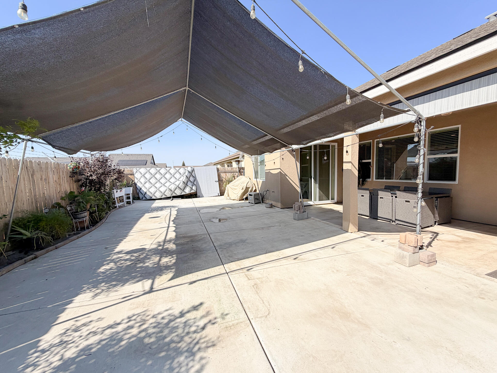 3479 Lennox Street