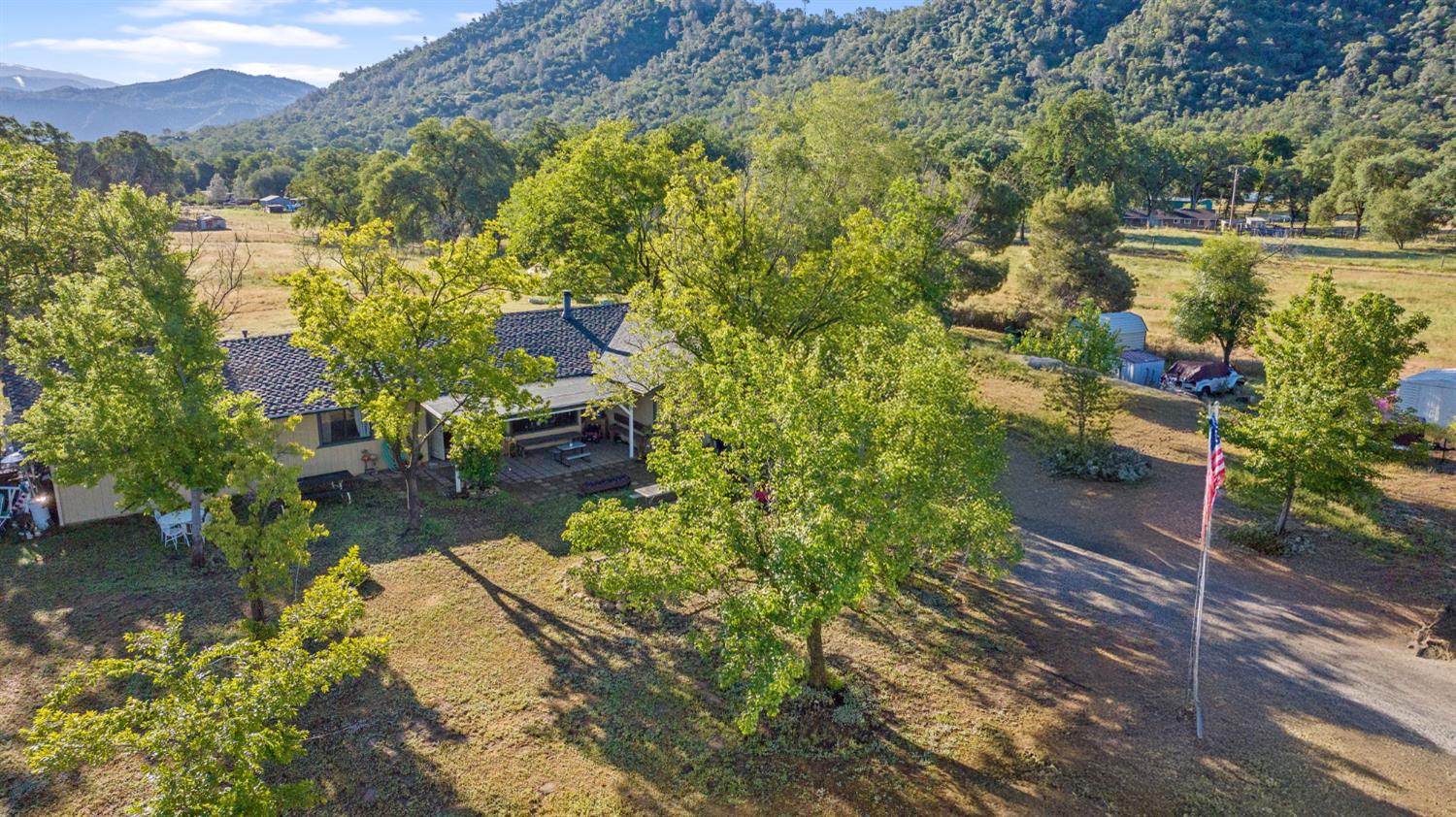 29478 Fallen Oak Road