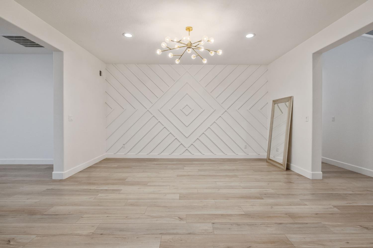 801 Howard