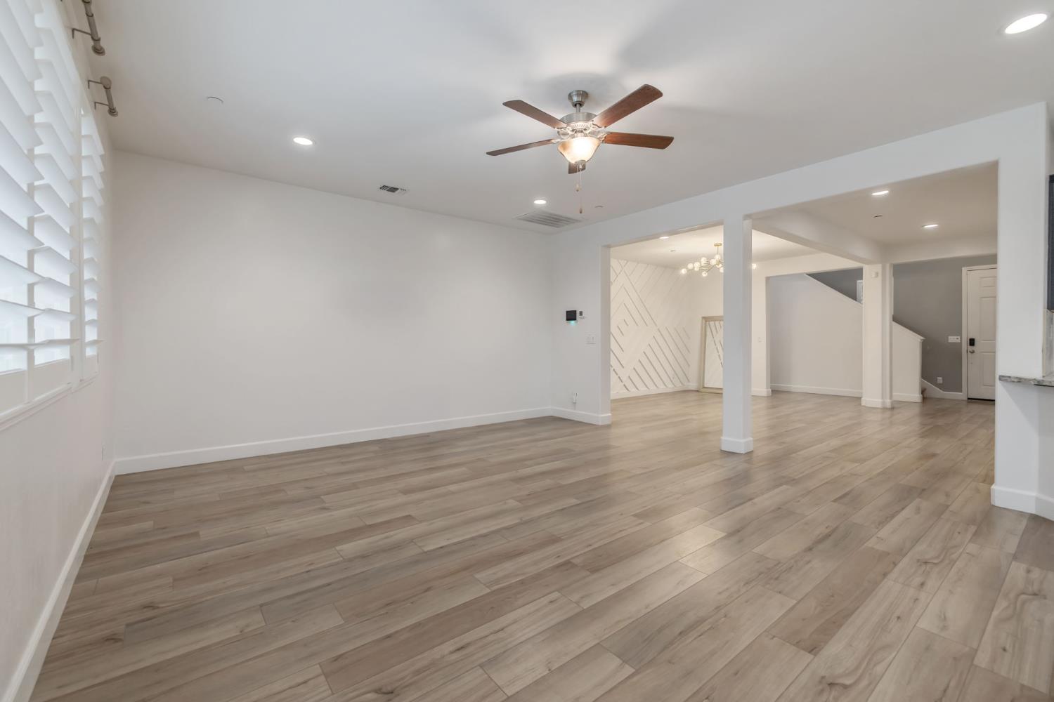 801 Howard