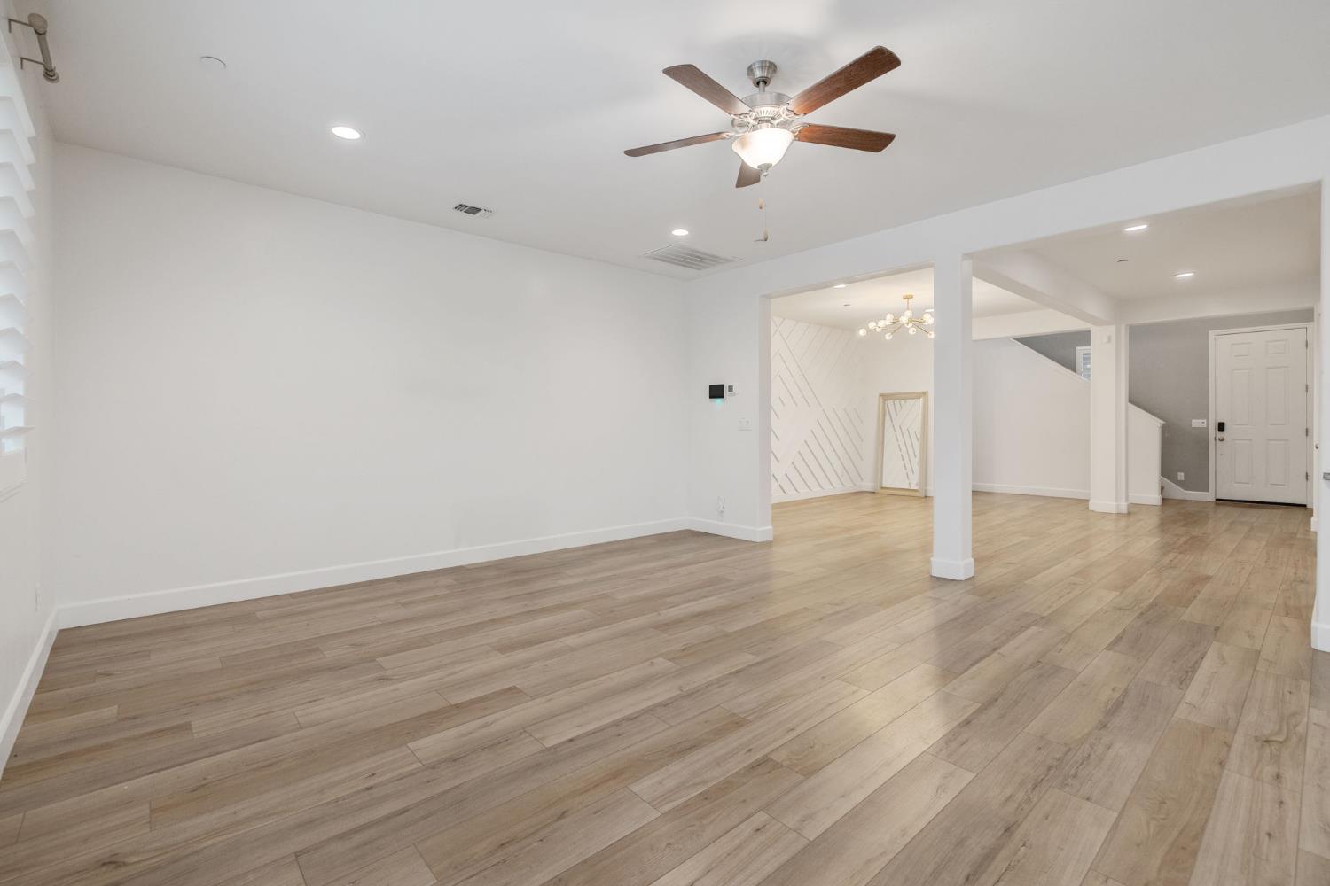 801 Howard