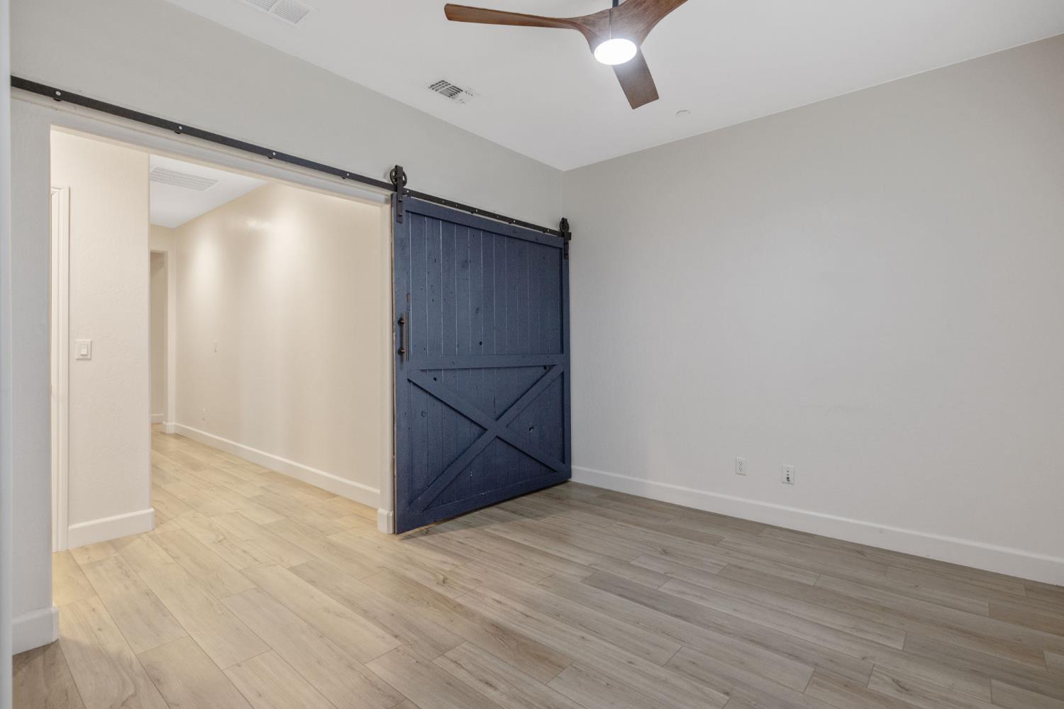801 Howard