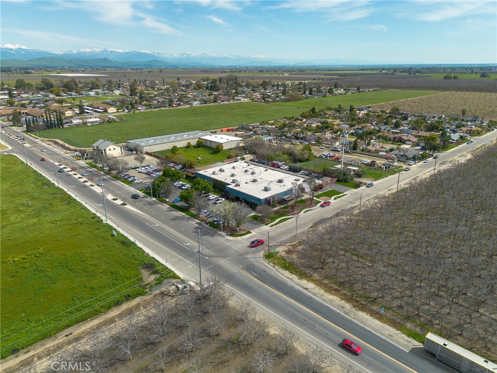 896 N Mariposa Avenue