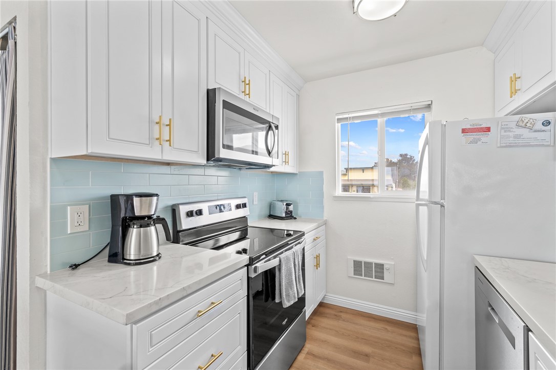 77 N Ocean Avenue 12