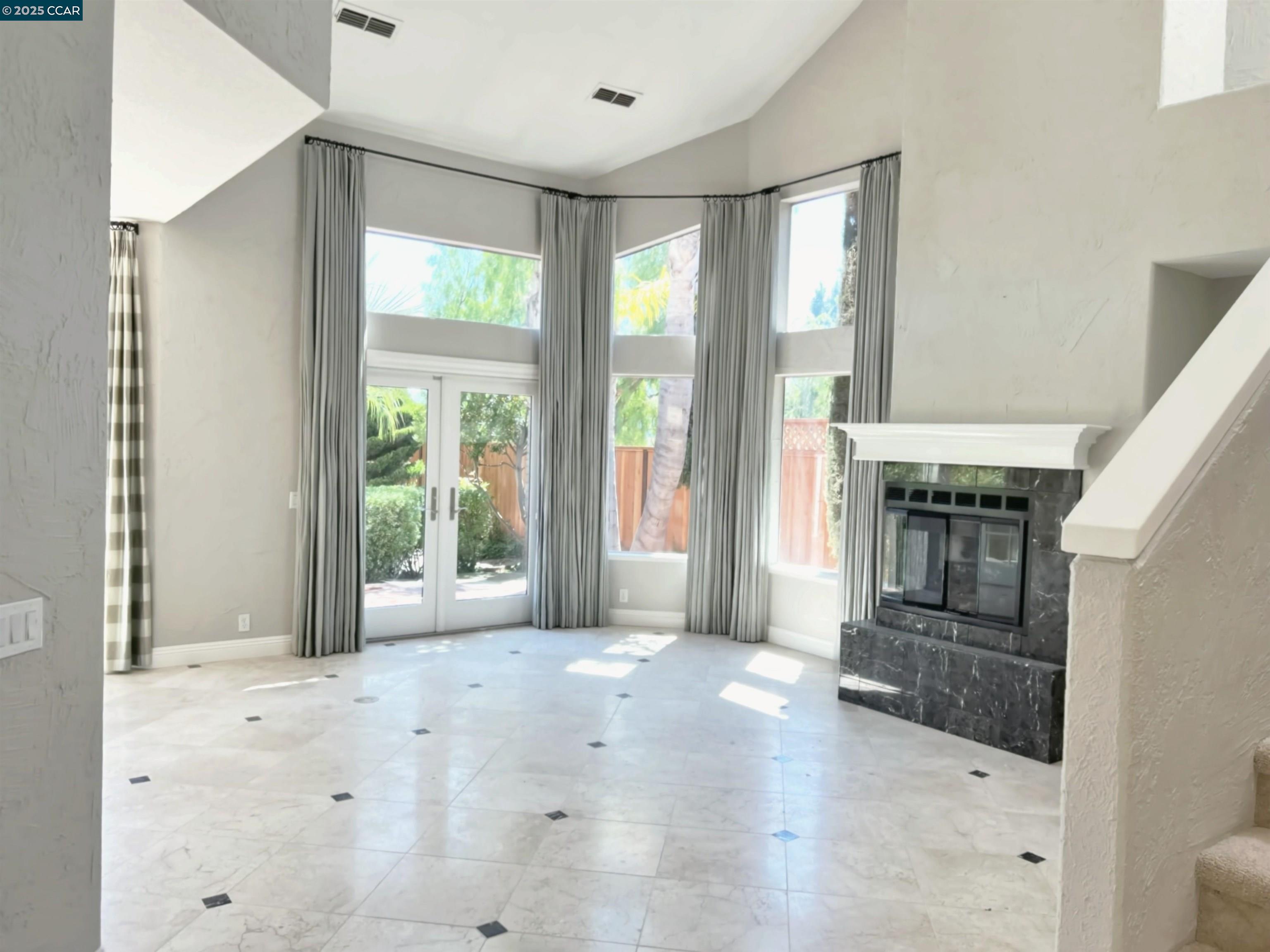 120 Cortona Dr
