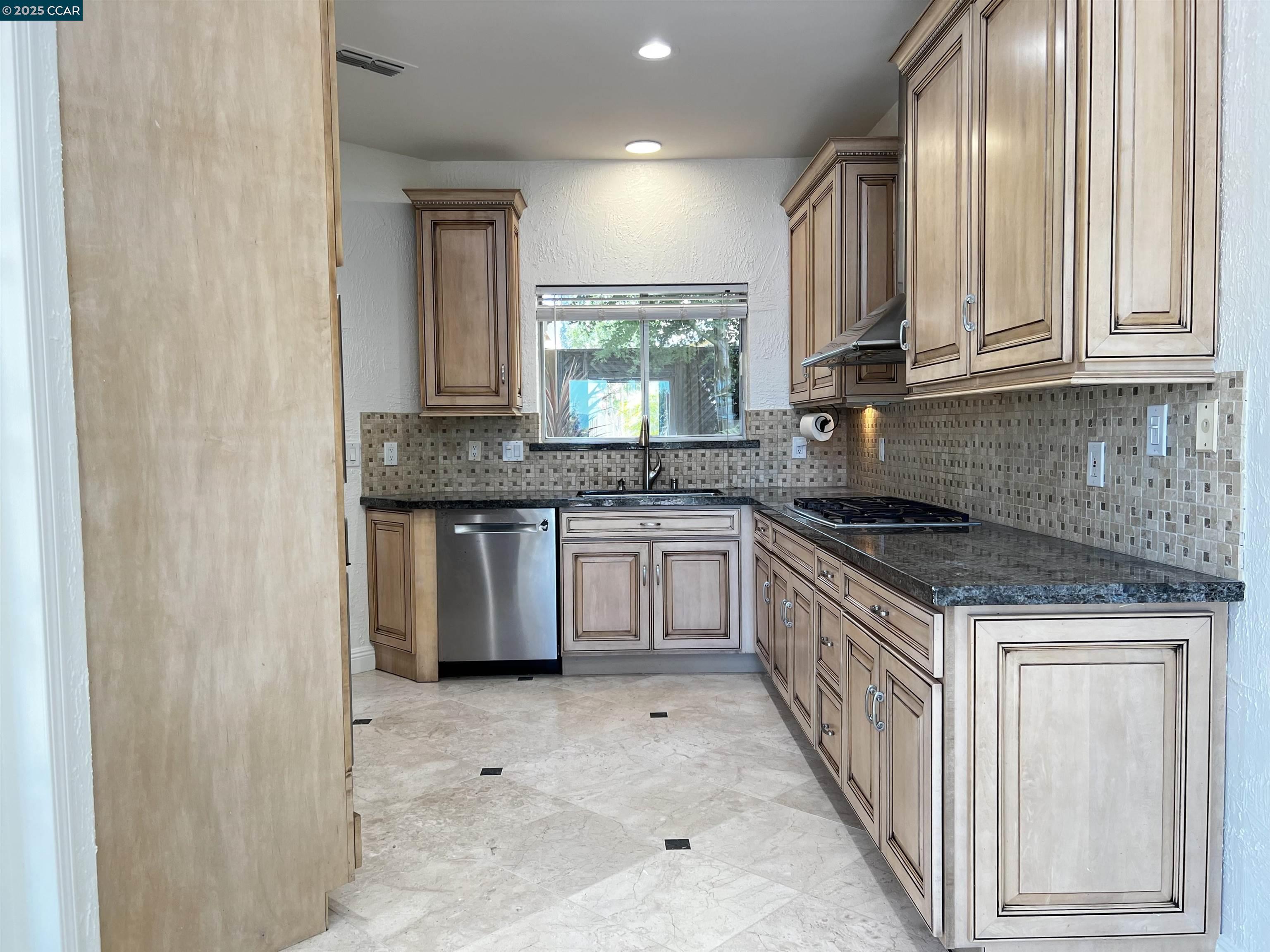 120 Cortona Dr