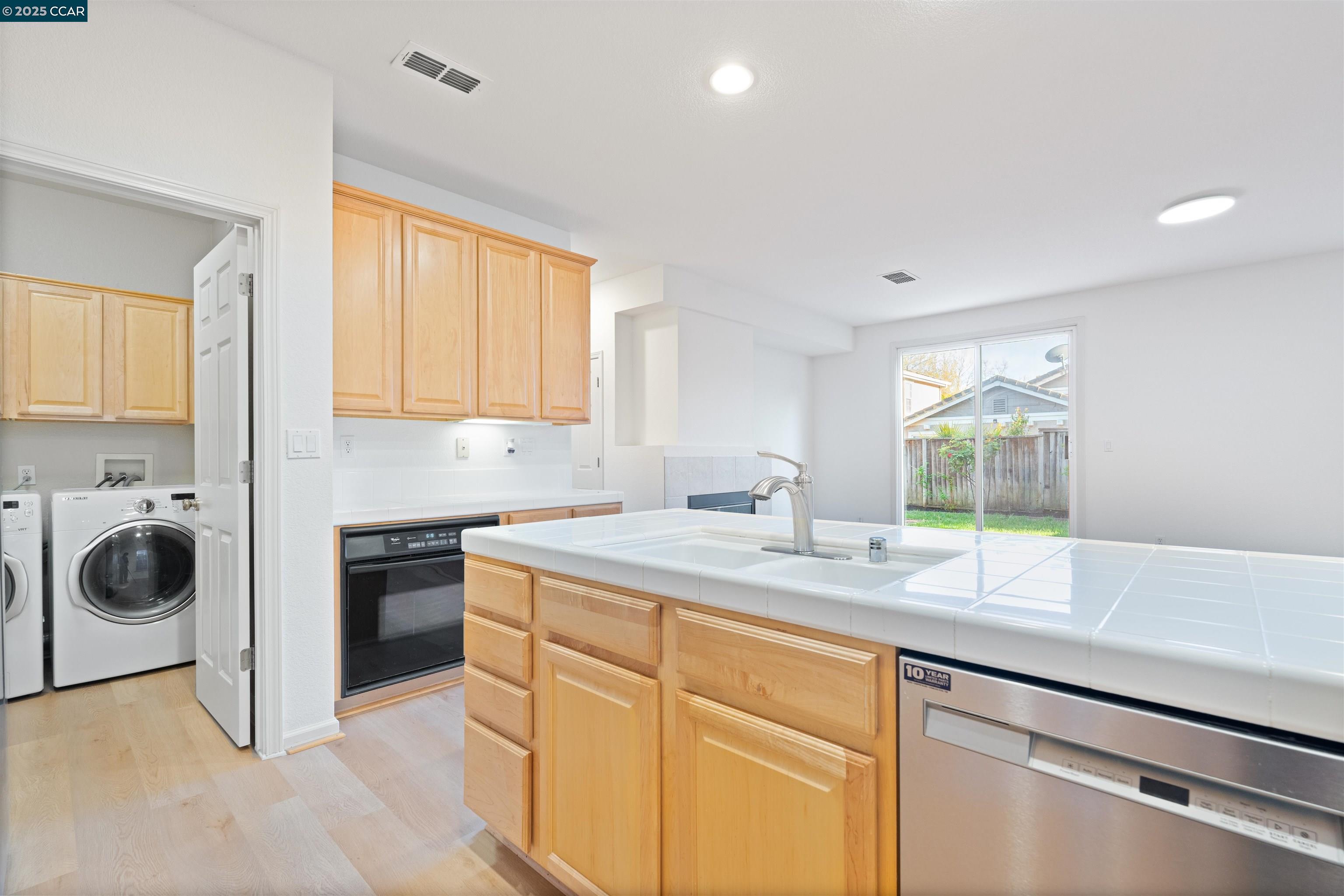 42 Lily Ct