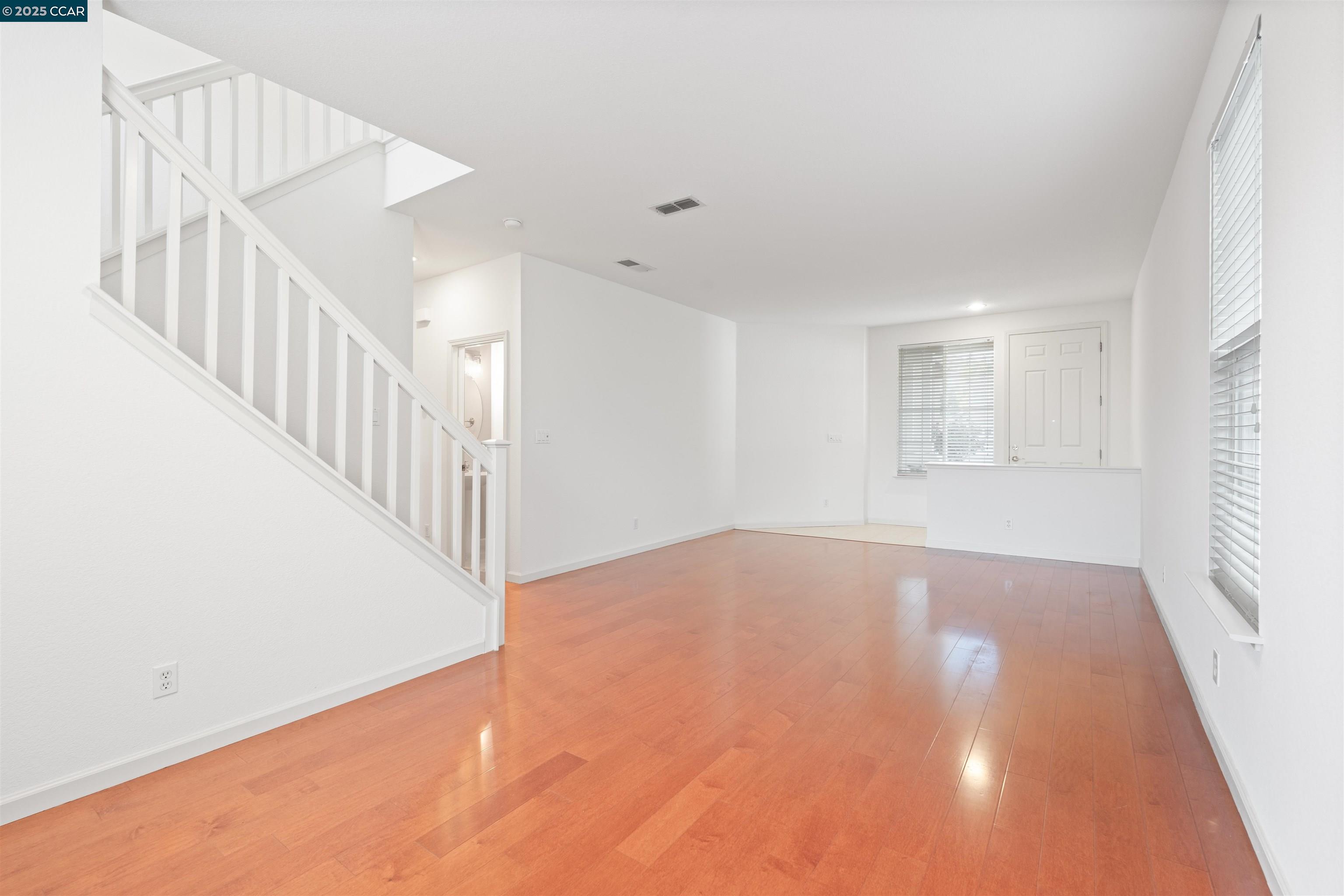 42 Lily Ct
