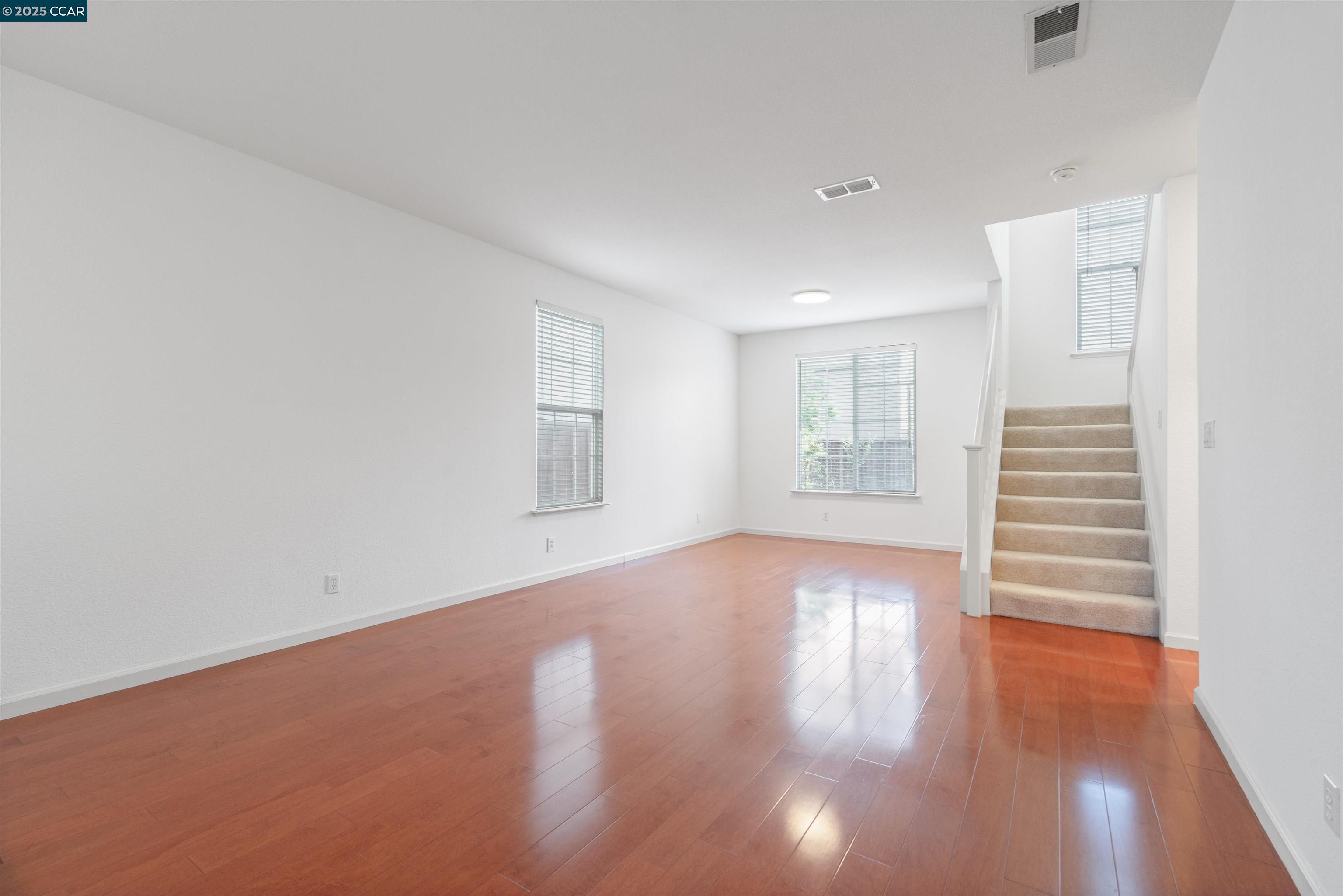 42 Lily Ct