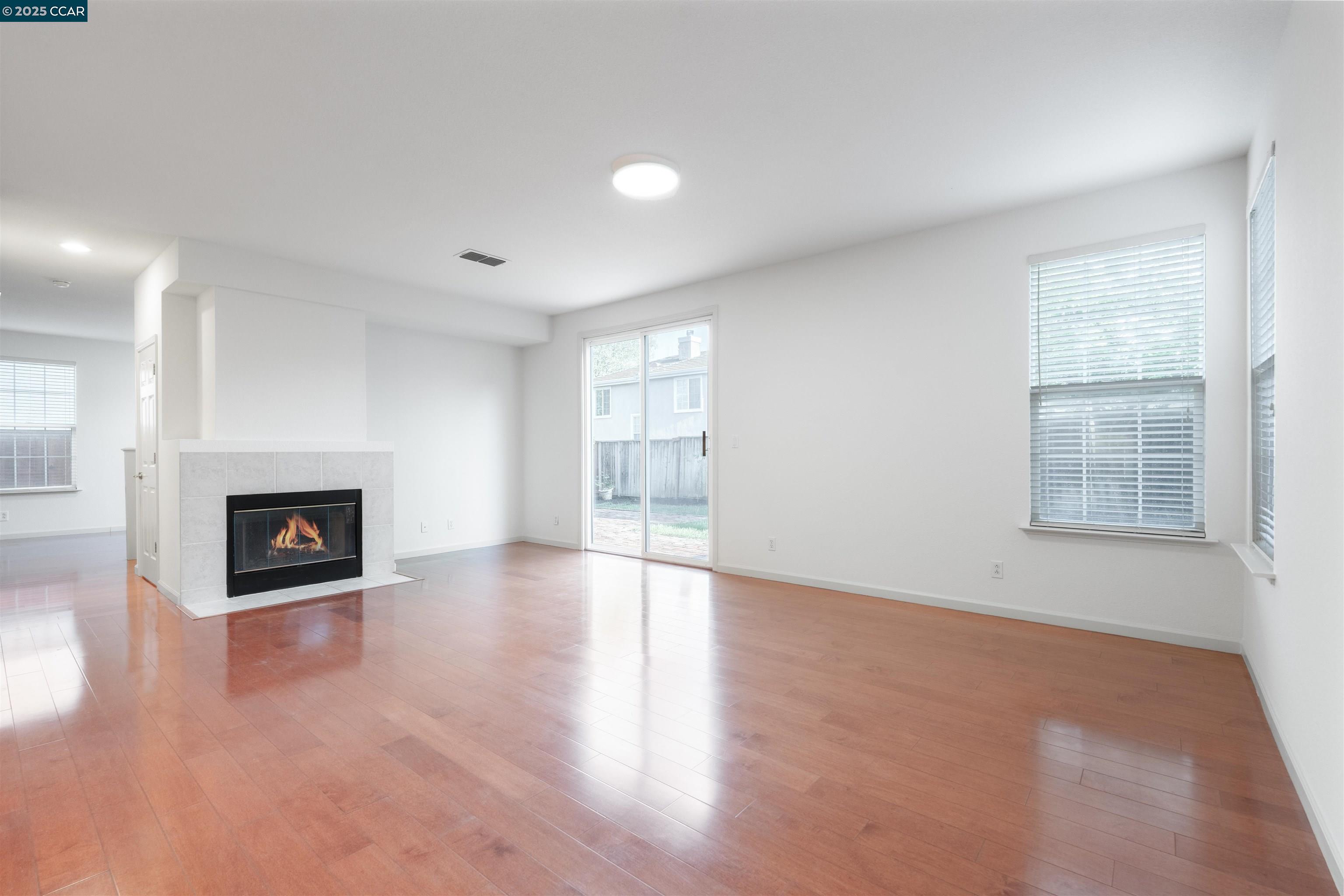 42 Lily Ct