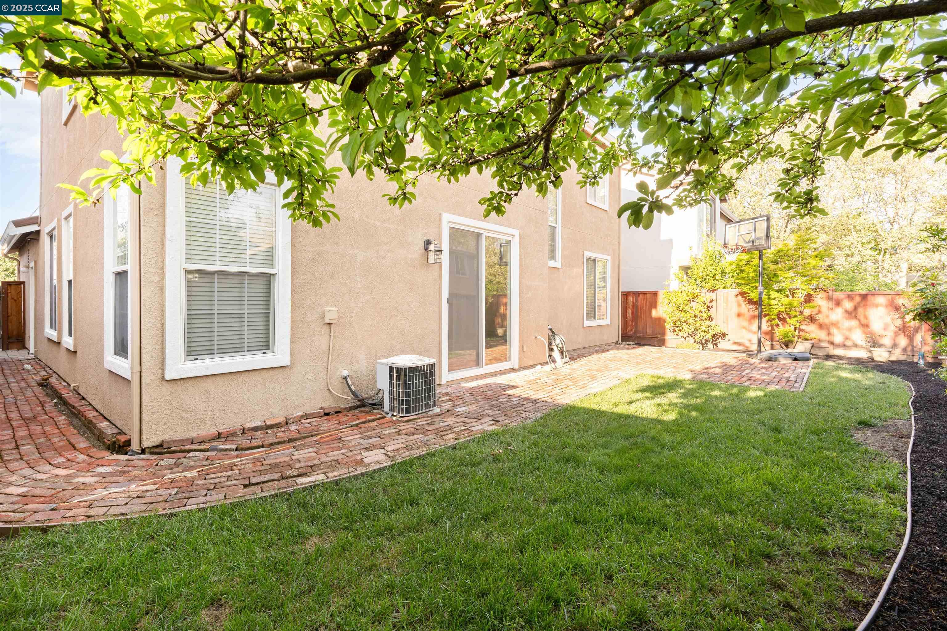 42 Lily Ct