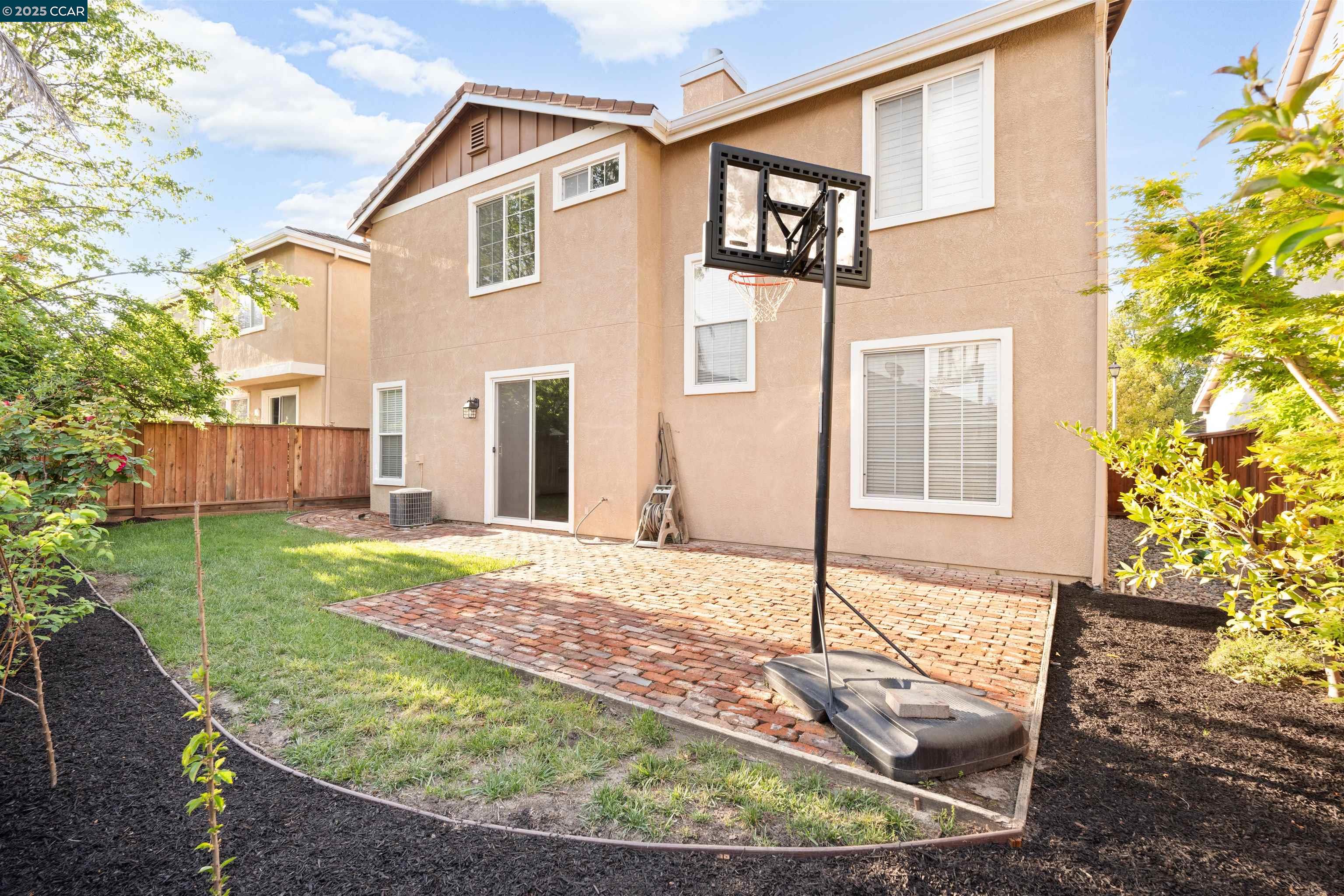42 Lily Ct