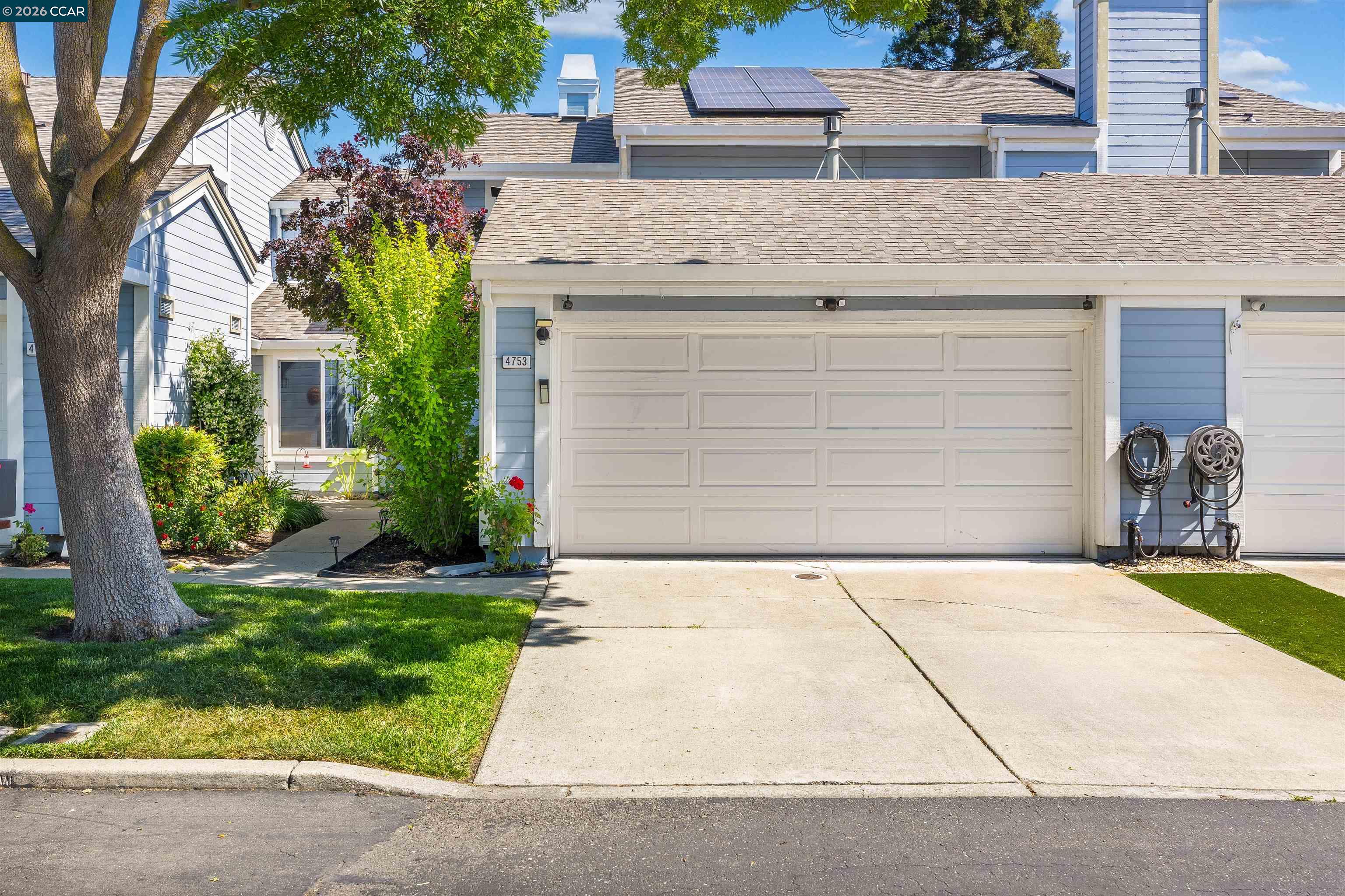 4753 Apple Tree Common