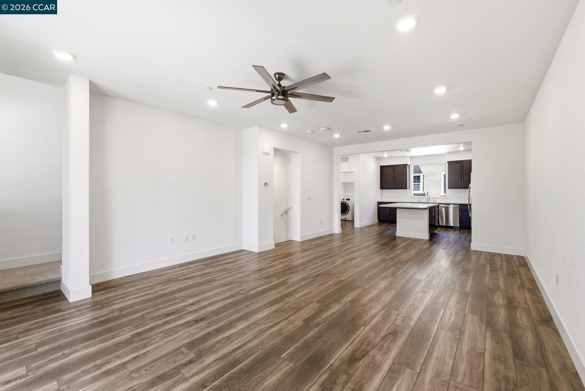 205 Plum Tree St