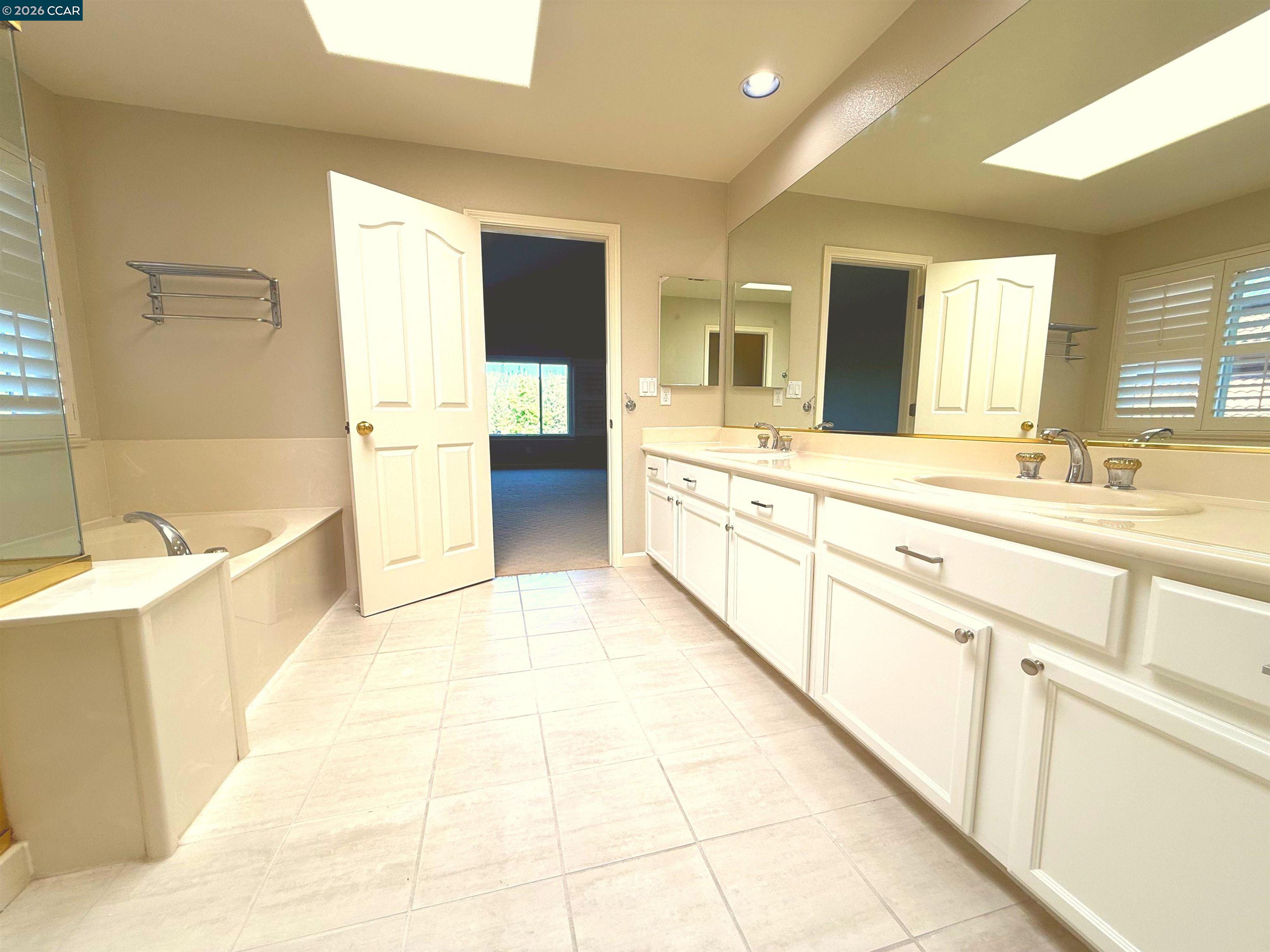 600 Bourne Ct