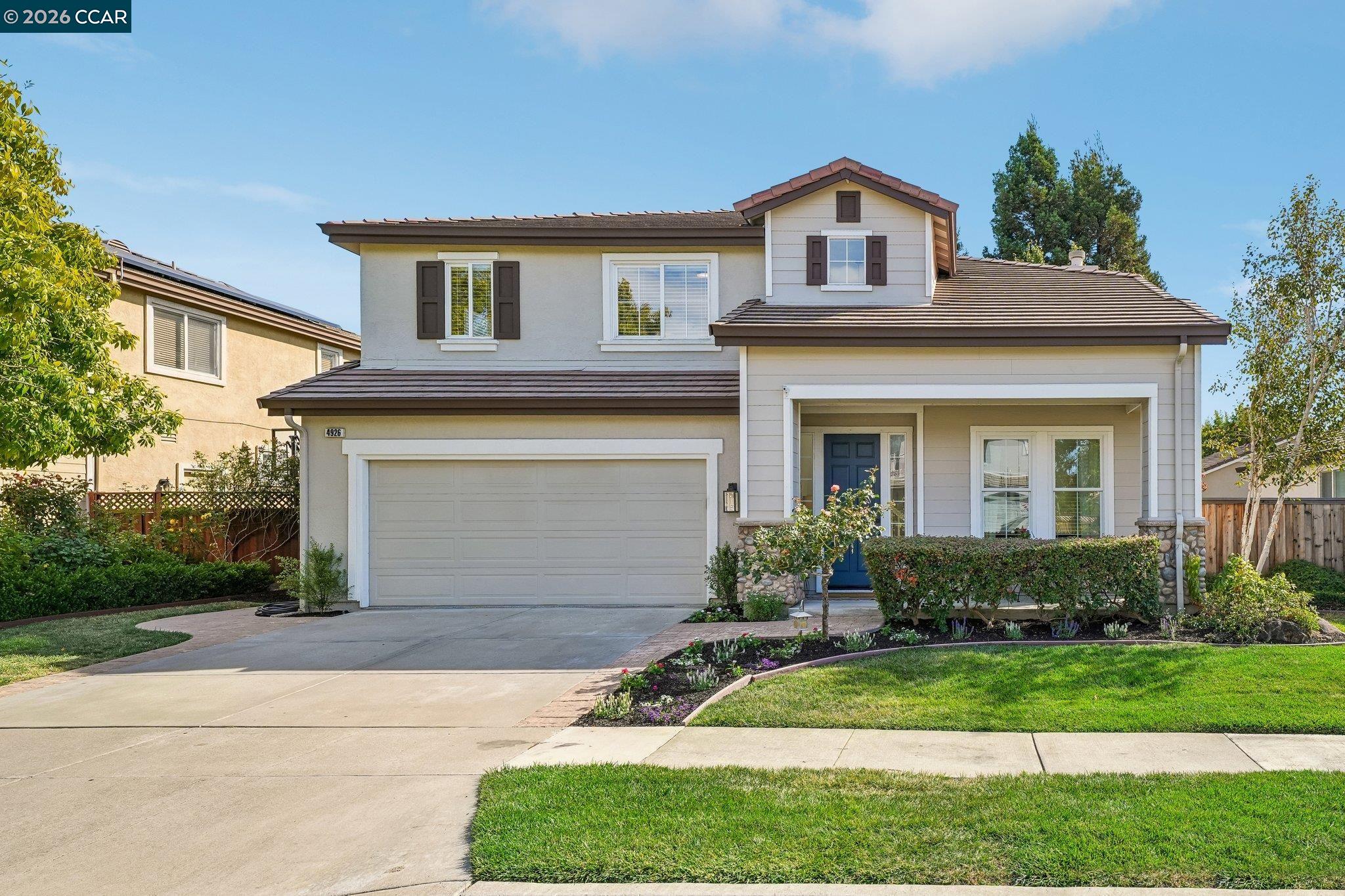 4926 Redwood Avenue