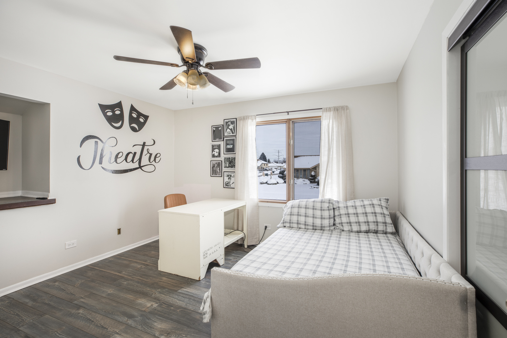 18600 Amlin Circle