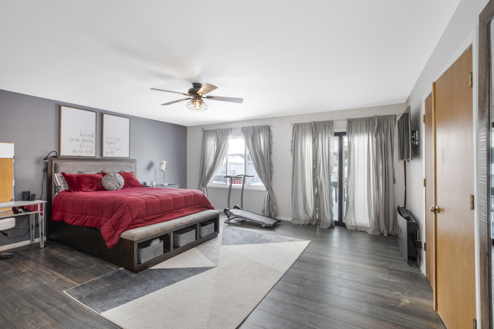 18600 Amlin Circle