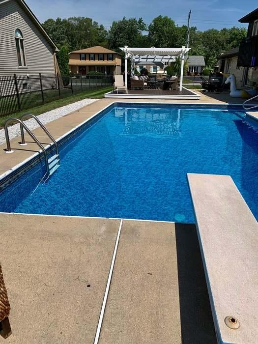 18600 Amlin Circle