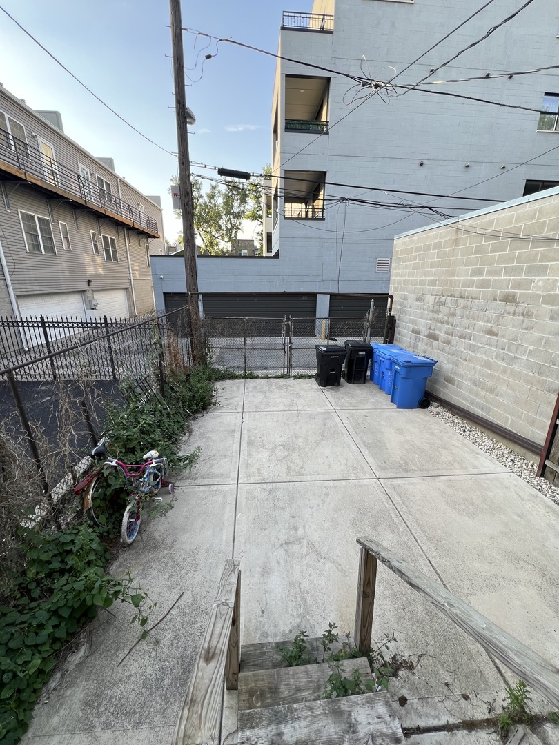 2308 W Adams Street