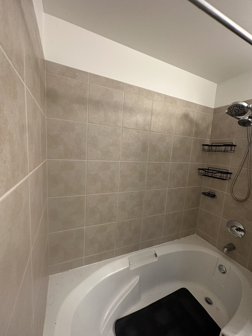 235 W Van Buren Street Unit: 3217