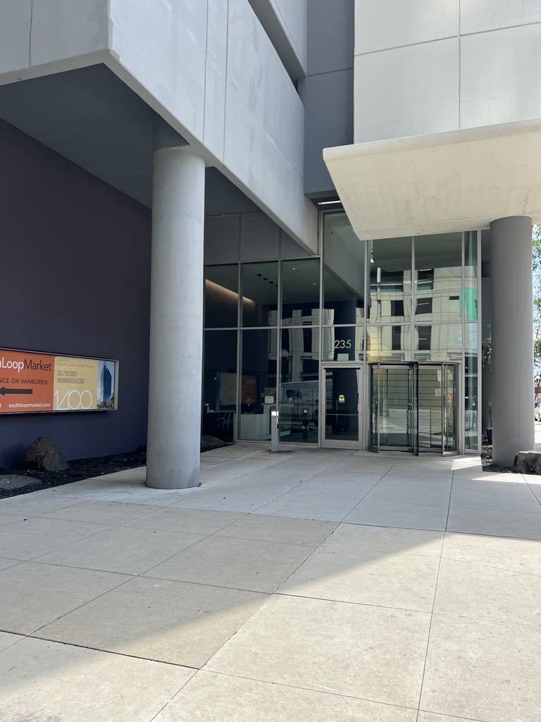 235 W Van Buren Street Unit: 3217