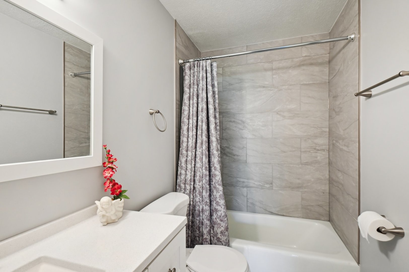 931 W Arquilla Drive Unit: 131