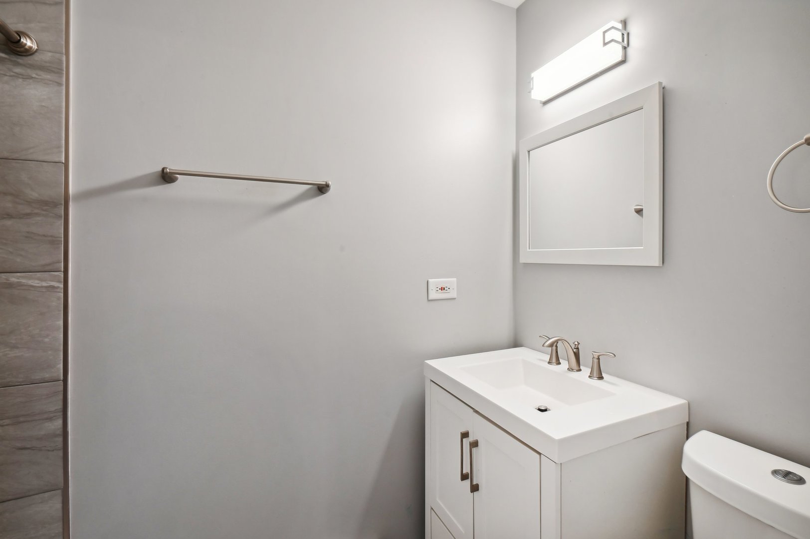 931 W Arquilla Drive Unit: 131