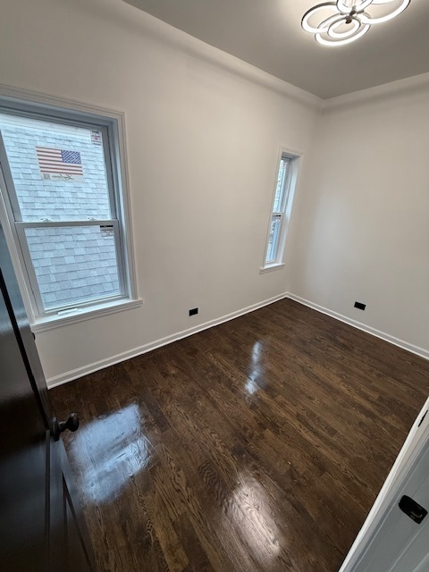 8819 S Escanaba Avenue Unit: 2