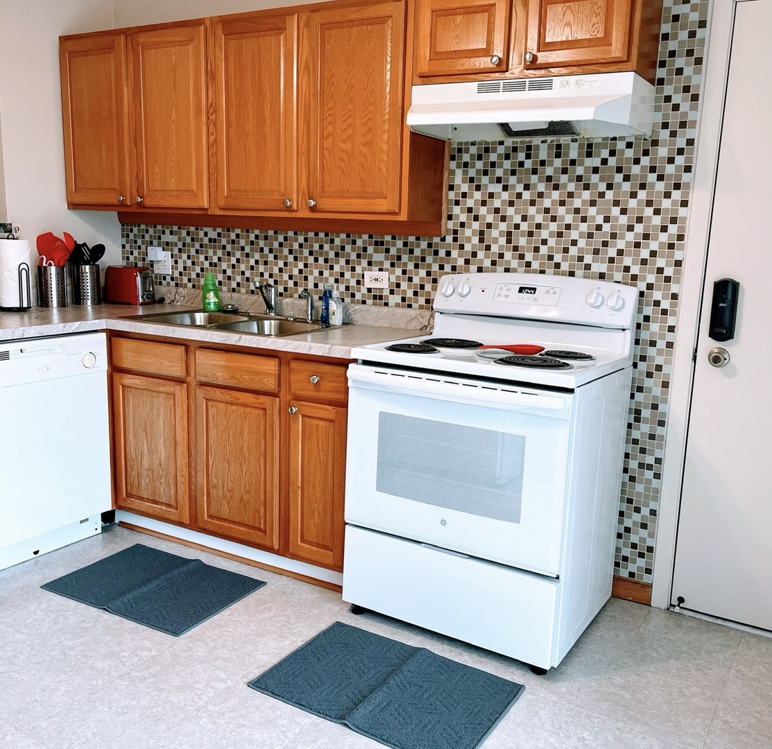 170 Dunteman Drive Unit: 202