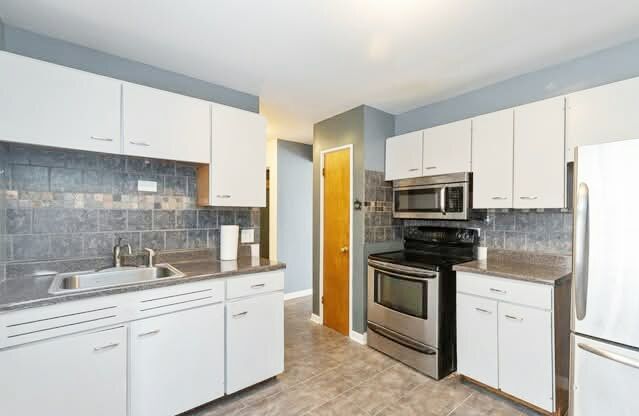 5024 W Van Buren Street Unit: D