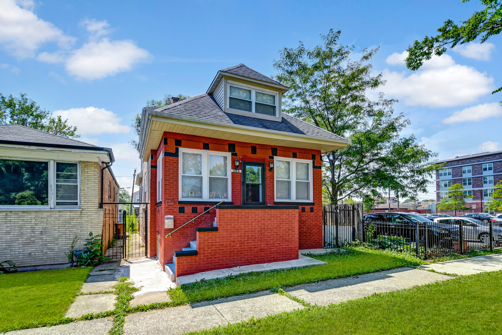 7409 W 63rd Place