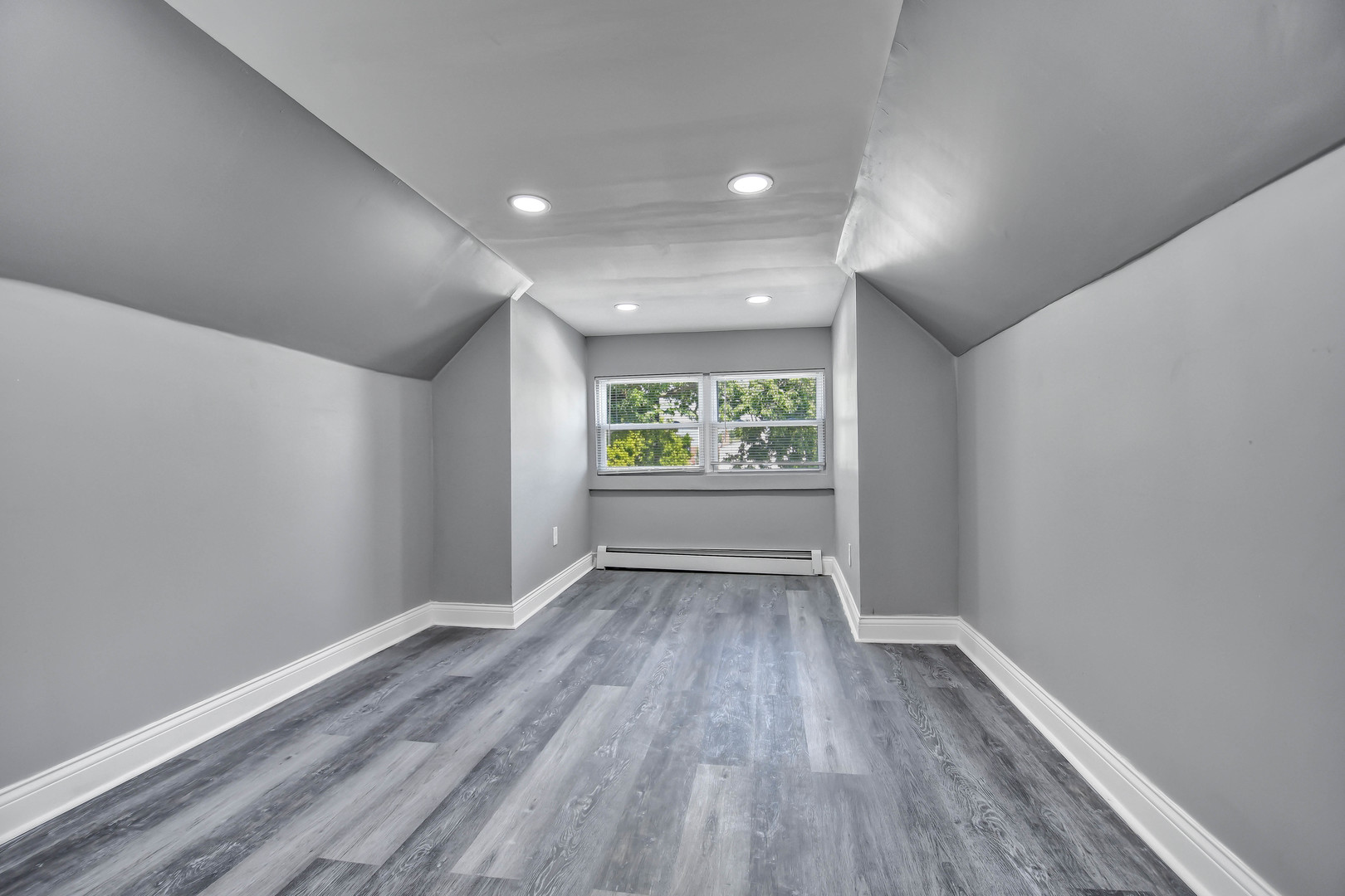 7409 W 63rd Place