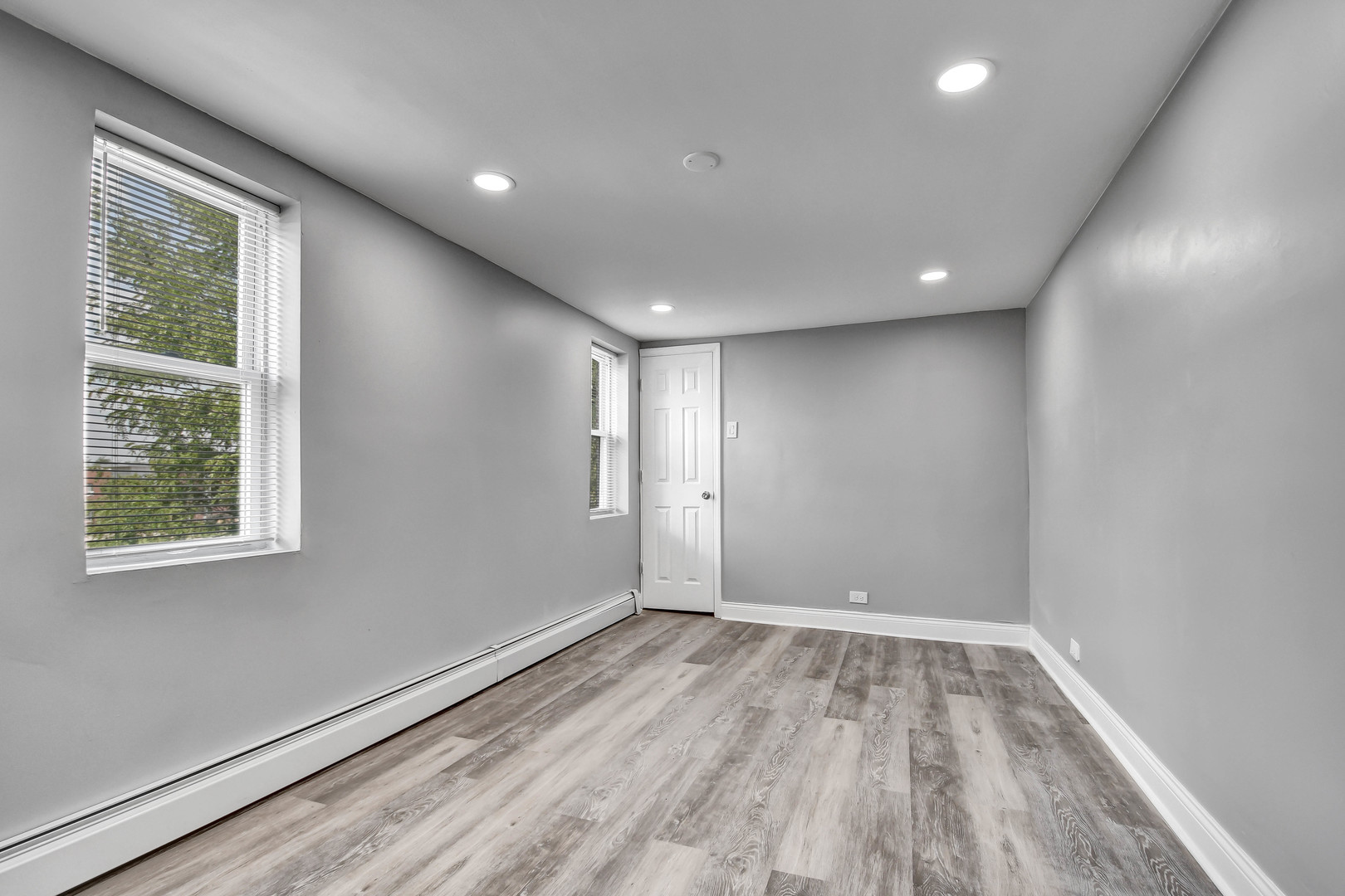 7409 W 63rd Place