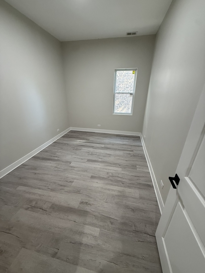2933 W Lexington Street Unit: 2