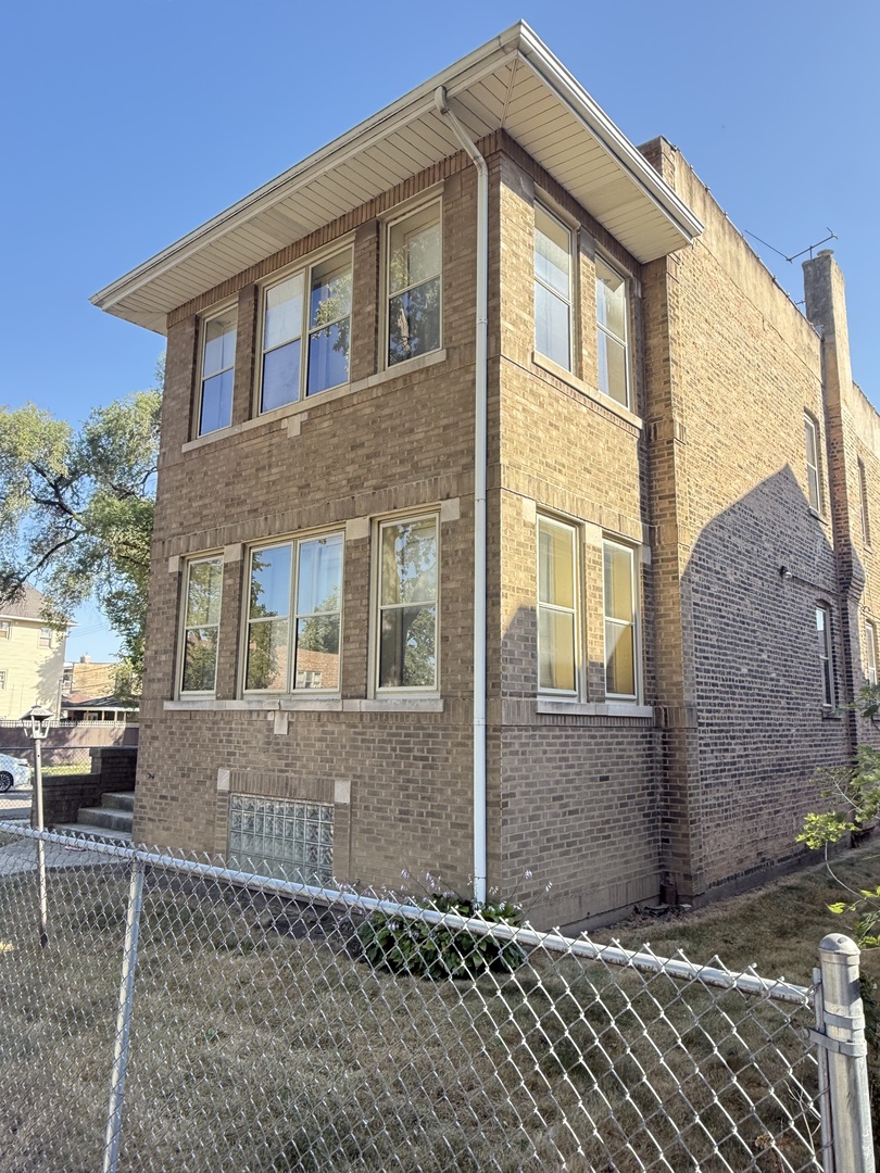 5901 W Rice Street